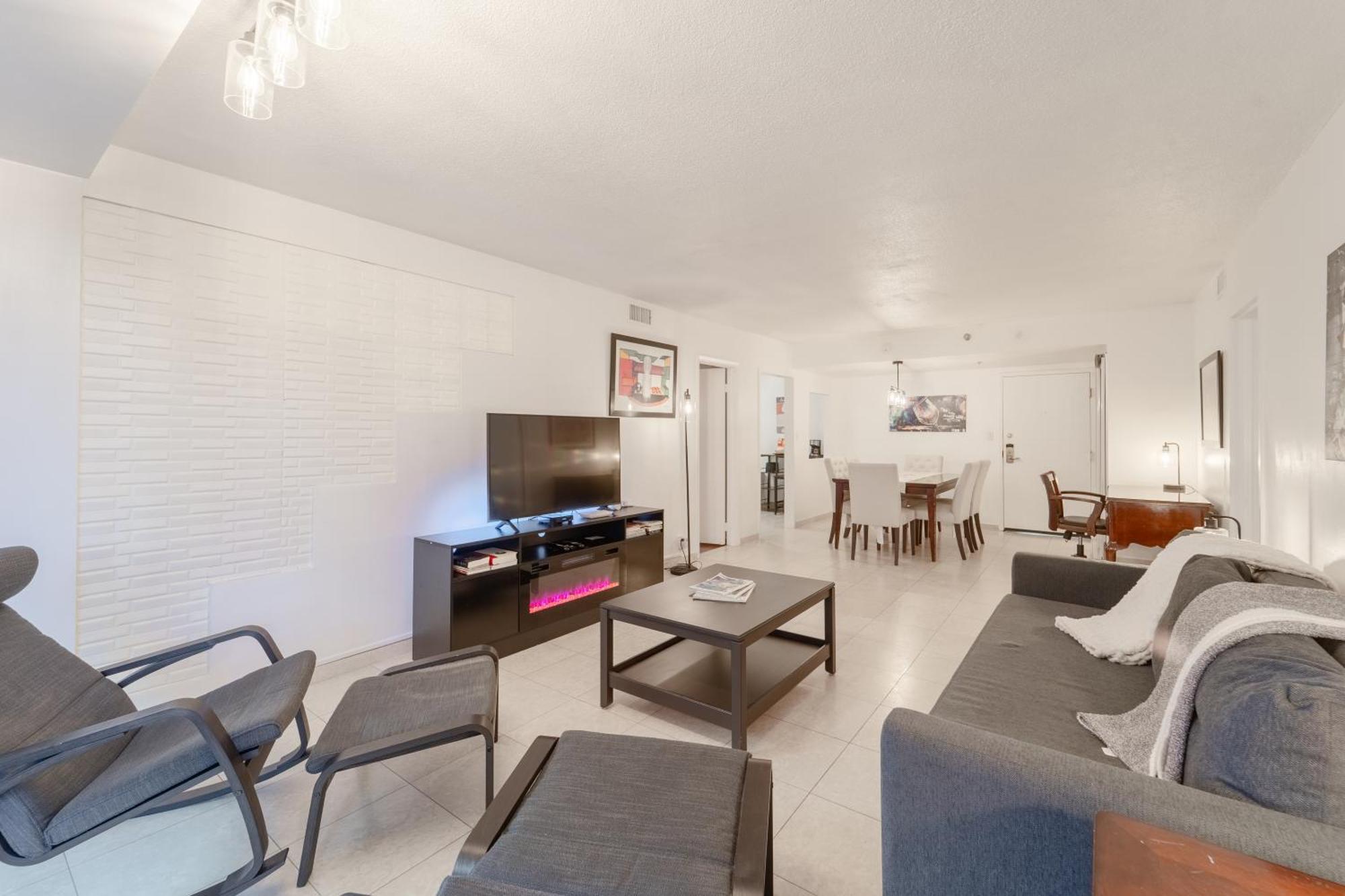 Apartment Miami Oceanfront- Pool Bar & Gym & *