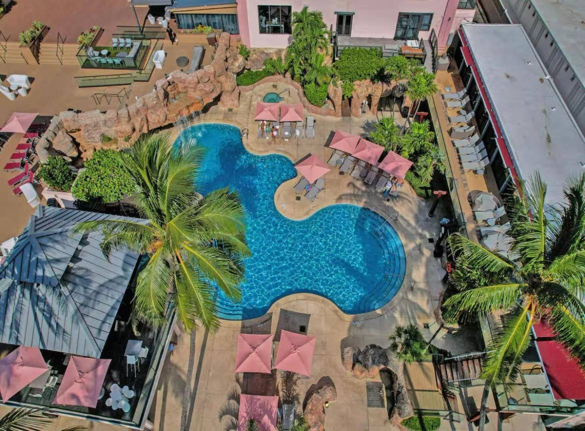 Miami Oceanfront- Pool Bar & Gym &